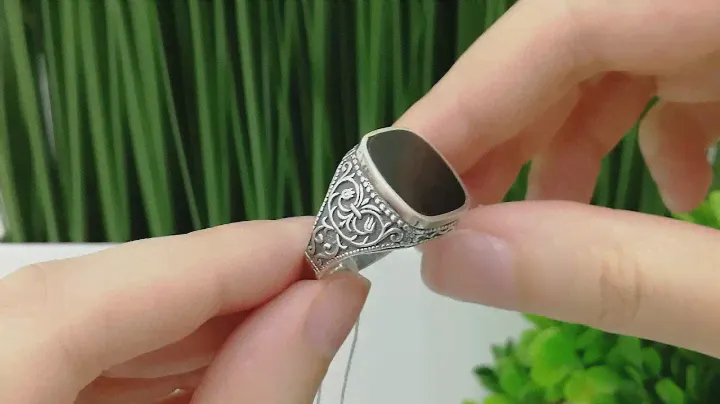 Серебряная печатка 00721