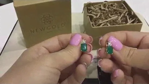 Серьги 2416 из красного золота 585 пробы с зеленым агатом